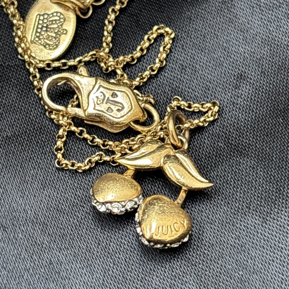 Vintage JUICY COUTURE Cherries Pendant Charm Necklace Gold Tone Y2K Jewelry - Picture 6 of 10